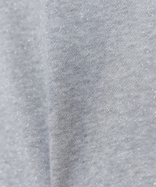 INED(イネド)の「ラメ裏毛プルオーバー《YVON》【セットアップ対応】(Tシャツ/カットソー・レディース・アイボリー/グレー・9号)」の17枚目の写真