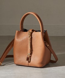 AULENTTI（オウレンティ）の「【AULENTTI】2way padlock キーチャーム付 ショルダーバッグ ハンドバッグ EL-SC956-DO（ショルダーバッグ）」