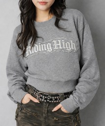 SPINNS | ショート丈裏毛スウェット/ピグメント/オールドイングリッシュロゴ/貼り付けロゴ(スウェット)