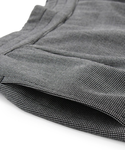 JENNE(ジェンヌ)の「美脚ジョガーパンツ(吸湿発熱生地)(その他パンツ・レディース・ブラック/グレー・SMALL/MEDIUM/LARGE)」の4枚目の写真