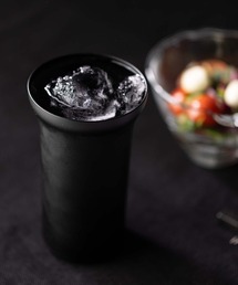 kuros'（クロス）の「【kuros'オリジナル】江戸の薄硝子 グラスタンブラー M ブラックマット 黒箱入り（食器）」