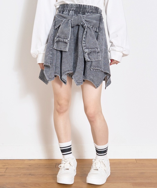 LOVETOXIC（ラブトキシック）の「【LTXC】腰巻き風デニムキュロット（その他パンツ・キッズ・ブルー/グレー・S:140cm/M:150cm/130cm/L:160cm）」の2枚目の写真