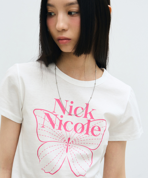 NICK&NICOLE(ニックアンドニコール)の「BUTTERFLY SIGNATURE CROP TOP_WHITE PINK(Tシャツ/カットソー・レディース・その他・FREE)」の2枚目の写真