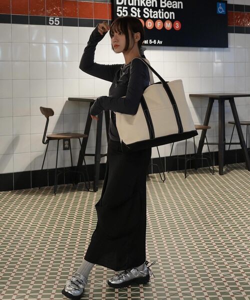 FLAREUP(フレアアップ)の「2.Drape Layered Maxi Skirt (FL-241_Black)(スカート・レディース・ブラック・1/2)」の2枚目の写真