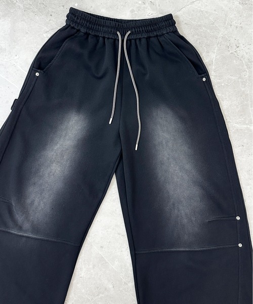 FOLLOWIN(フォロウィン)の「【 UNISEX/オールシーズン 】カーブラインフェードワイドスウェットパンツ(スウェットパンツ・レディース・ブラック・FREE)」の4枚目の写真