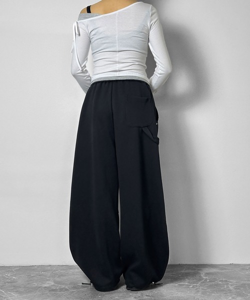 FOLLOWIN(フォロウィン)の「【 UNISEX/オールシーズン 】カーブラインフェードワイドスウェットパンツ(スウェットパンツ・レディース・ブラック・FREE)」の11枚目の写真