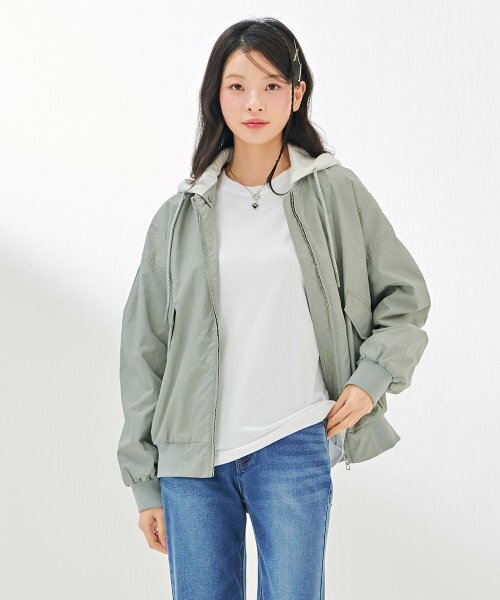 CHASECULT(チェイスカルト)の「レディースブルゾンフードジャケット-DARG4161B0S(ブルゾン・レディース・ミント・FRE)」の3枚目の写真