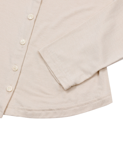 MUCENT（ムセント）の「アンツスリムフィットラウンドネックカーディガン（5カラー）（カーディガン/ボレロ・レディース・Beige/グレー/ホワイト/チャコールグレー/ブラック・FREE）」の21枚目の写真