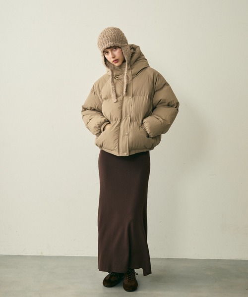 full/fill.(フルフィル)の「hood pudding jacket / フード付きパディングジャケット(ダウンジャケット/コート・レディース・ベージュ/ブラック・FREE)」の16枚目の写真