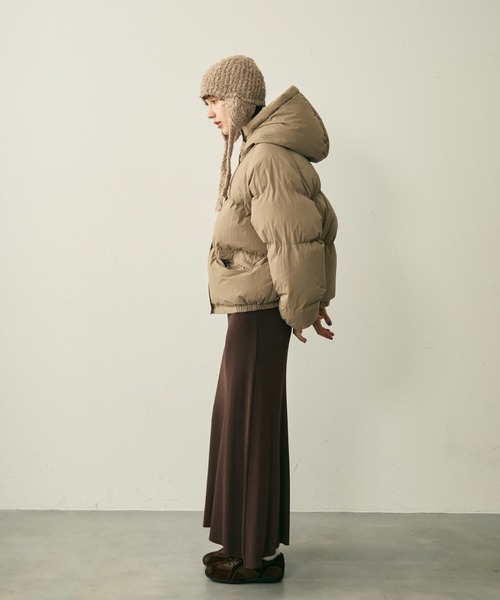 full/fill.(フルフィル)の「hood pudding jacket / フード付きパディングジャケット(ダウンジャケット/コート・レディース・ベージュ/ブラック・FREE)」の17枚目の写真