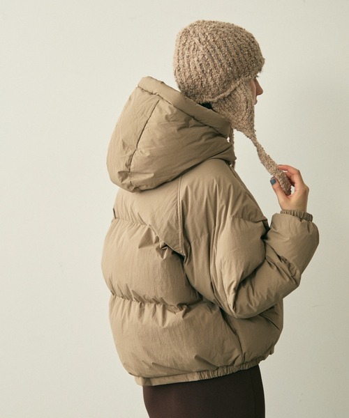 full/fill.(フルフィル)の「hood pudding jacket / フード付きパディングジャケット(ダウンジャケット/コート・レディース・ベージュ/ブラック・FREE)」の13枚目の写真