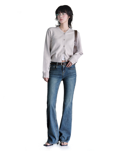 DECET WOMEN（デケット ウーマン）の「シグネチャー スリム ローライズ フレア ジーンズ DCWPT006BlueB（デニムパンツ・レディース・その他・X-SMALL/SMALL/MEDIUM/LARGE）」の12枚目の写真