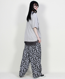 DEMARC（ドゥマーク）の「PAISLEY SIDE ONETUCK WIDE PANTS BLACK（その他パンツ）」