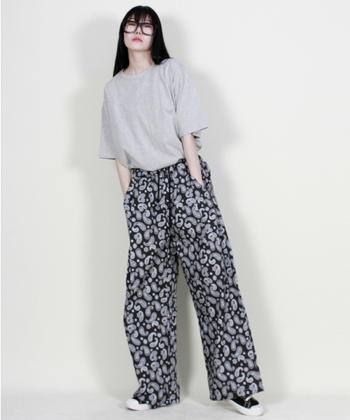 DEMARC（ドゥマーク）の「PAISLEY SIDE ONETUCK WIDE PANTS BLACK（その他パンツ・レディース・その他・LARGE/MEDIUM）」の5枚目の写真