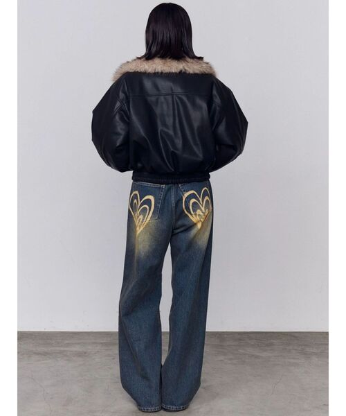 EMODA(エモダ)の「バックグラフィティルーズジーンズ(デニムパンツ・レディース・ライトブルー/インディゴブルー・MEDIUM/SMALL/X-SMALL)」の13枚目の写真