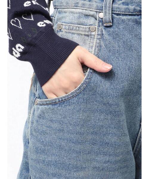 EMODA（エモダ）の「バックグラフィティルーズジーンズ（デニムパンツ・レディース・ライトブルー/インディゴブルー・MEDIUM/SMALL/X-SMALL）」の22枚目の写真