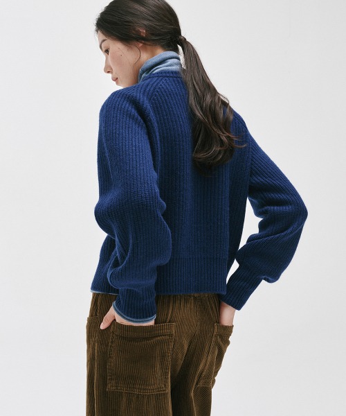 YURT（ユルト）の「CASHMERE  WOOL HEAVY  CARDIGAN_3color（ニット/セーター・レディース・ダークブルー/ダークブラウン/グレー・FREE）」の17枚目の写真