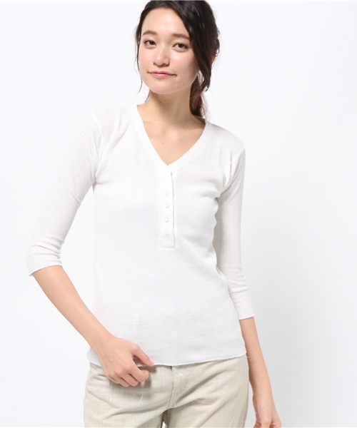 OUTLET（アウトレット）の「【Sheta】ワッフルヘンリーネック（Tシャツ/カットソー・レディース・グレー/ホワイト/カーキ・FREE）」の2枚目の写真