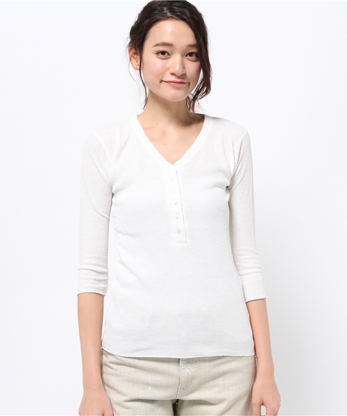 OUTLET（アウトレット）の「【Sheta】ワッフルヘンリーネック（Tシャツ/カットソー・レディース・グレー/ホワイト/カーキ・FREE）」の4枚目の写真