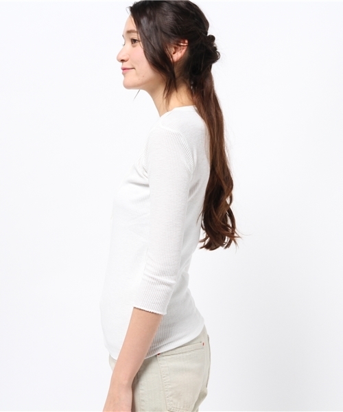 OUTLET（アウトレット）の「【Sheta】ワッフルヘンリーネック（Tシャツ/カットソー・レディース・グレー/ホワイト/カーキ・FREE）」の5枚目の写真