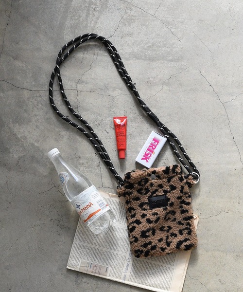 セール】もこもこヒョウ柄ショルダーバッグ（ショルダーバッグ