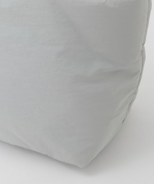 Julier Yoga and Relax（ジュリエヨガアンドリラックス）の「Julier パフィー撥水トートバッグ（トートバッグ・レディース・ライトグレー/ブラック/ブルー・FREE）」の11枚目の写真