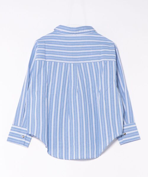 coca(coca)(コカ)の「ストライプ金釦オーバーサイズシャツ(シャツ/ブラウス・レディース・ブルー/ピンク・M/S/L)」の5枚目の写真