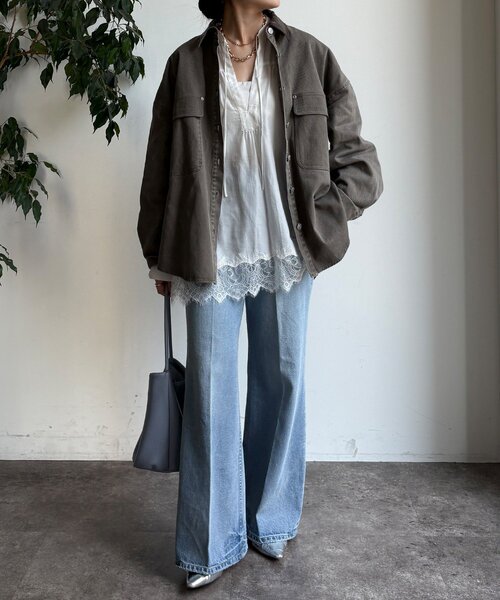 DouDou(ドゥドゥ)の「フェイクレザー衿シャツジャケット(その他アウター・レディース・グレイッシュベージュ/モカ・FREE)」の12枚目の写真