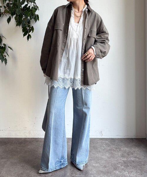 DouDou(ドゥドゥ)の「フェイクレザー衿シャツジャケット(その他アウター・レディース・グレイッシュベージュ/モカ・FREE)」の13枚目の写真