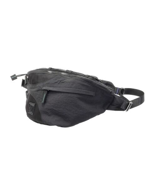 UN3D.（アンスリード）の「HALF MOON BODY BAG / ハーフムーンボディーバッグ（ボディバッグ/ウエストポーチ・レディース・ブラック/ベージュ・FREE）」の21枚目の写真