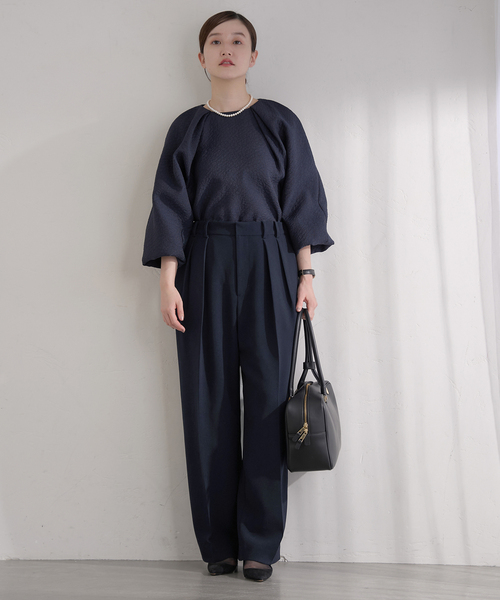 IENA（イエナ）の「&NAVY ジョーゼットサイドゴムタックパンツ（スラックス・レディース・ベージュ/ネイビー・34/36/38/40）」の5枚目の写真