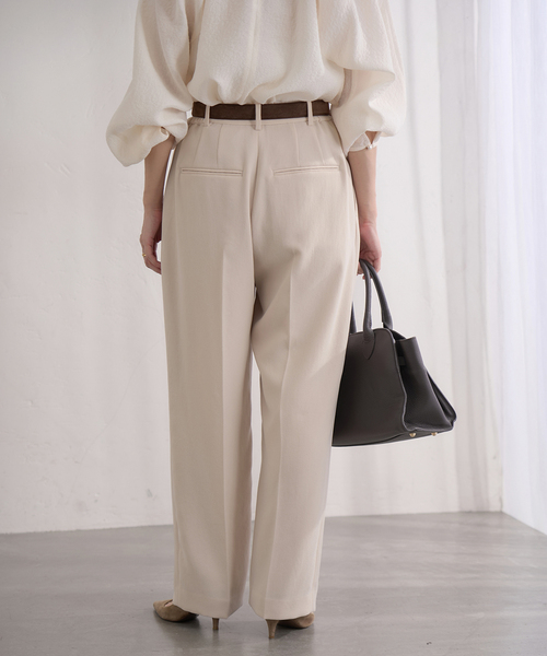 IENA（イエナ）の「&NAVY ジョーゼットサイドゴムタックパンツ（スラックス・レディース・ベージュ/ネイビー・34/36/38/40）」の12枚目の写真
