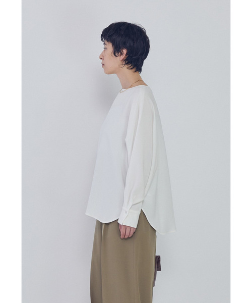 1er Arrondissement（プルミエアロンディスモン）の「ダブルクロスドルマンブラウス（シャツ/ブラウス・レディース・ブラック系その他3/オフホワイト・36/38）」の10枚目の写真