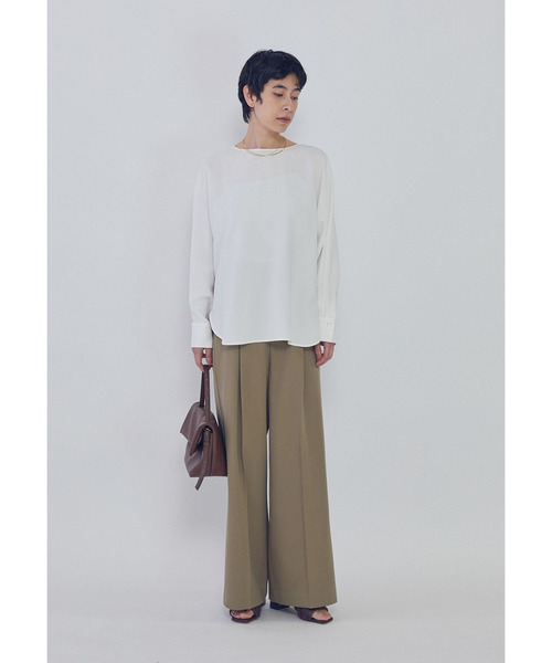 1er Arrondissement（プルミエアロンディスモン）の「ダブルクロスドルマンブラウス（シャツ/ブラウス・レディース・ブラック系その他3/オフホワイト・36/38）」の12枚目の写真