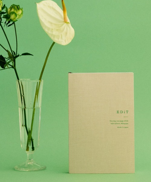 EDiT(エディット)の「【直営店限定】EDiT 手帳 2026 スケジュール帳 2026年4月始まり 1日1ページ B6変型 シンプルタイポ(手帳/メモ帳・レディース・グレー/ブラック/ホワイト・FREE)」の1枚目の写真