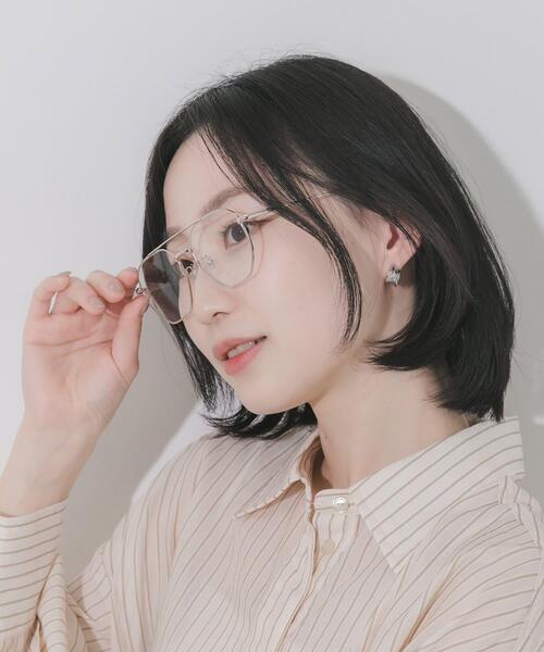 SMELLY（スメリー）の「ダブルブリッジダテメガネ（メガネ・レディース・シルバー・-）」の3枚目の写真