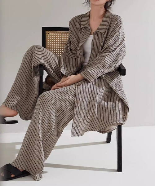 SallyLunn(サリーラン)の「セットアップストライプロングシャツガウン(セットアップ・レディース・ベージュ・LARGE/MEDIUM)」の5枚目の写真