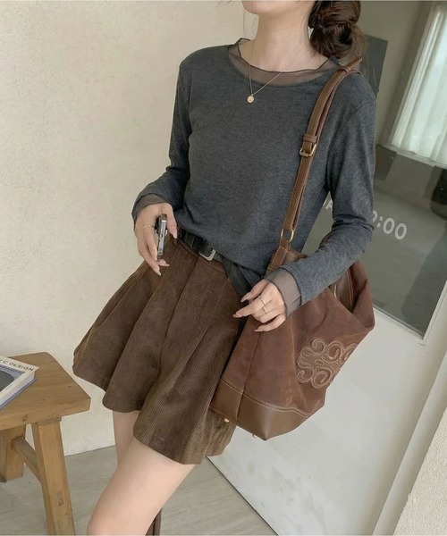 MAISON DE THERESE(メゾン ド テレーズ)の「インナー T シャツ メッシュ クルーネック 長袖 ヴィンテージ 肌触り(Tシャツ/カットソー・レディース・ブラック/Off White/ダークグレー・M/L)」の11枚目の写真