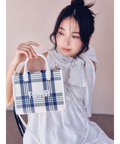 FURFUR(ファーファー)の「ボウタイアメスリワンピース(ワンピース・レディース・イエロー/オフホワイト/ブラック・F)」の7枚目の写真