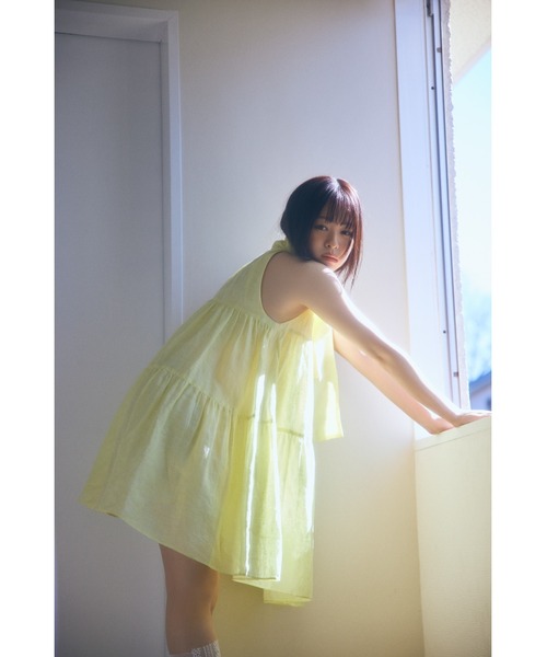 FURFUR(ファーファー)の「ボウタイアメスリワンピース(ワンピース・レディース・イエロー/オフホワイト/ブラック・F)」の4枚目の写真