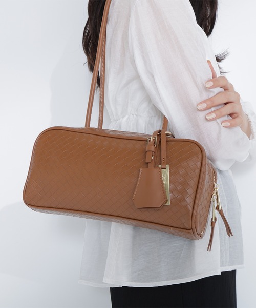 NATURAL BEAUTY BASIC(ナチュラルビューティーベーシック)の「◇メッシュエンボスワイドボストンバッグ(ボストンバッグ・レディース・オレンジ/ブラウン/オフホワイト・フリ-)」の4枚目の写真