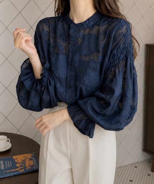 SallyLunn(サリーラン)の「シアーフラワージャガードブラウス(シャツ/ブラウス・レディース・ネイビー/ホワイト/グリーン/アイボリー/ブラック・MEDIUM/LARGE)」の5枚目の写真