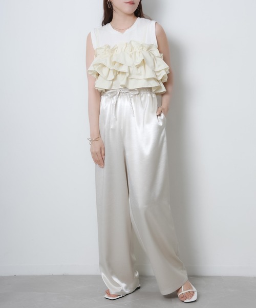 Riberry（リベリー）の「サテンイージーワイドパンツ（その他パンツ・レディース・ピンク/アイボリー/ブラック/グレイッシュベージュ・FREE）」の5枚目の写真