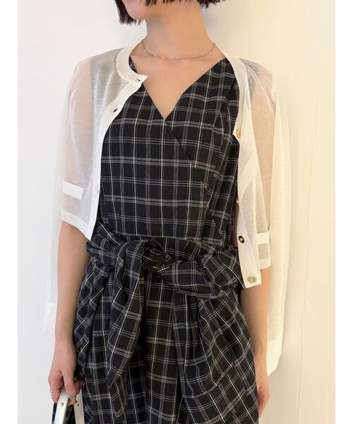 LAGUNAMOON(ラグナムーン)の「ウエストシャツデザインワンピース 【夏服】(ワンピース・レディース・ホワイト/ブラック/オフホワイト・SMALL/MEDIUM)」の4枚目の写真