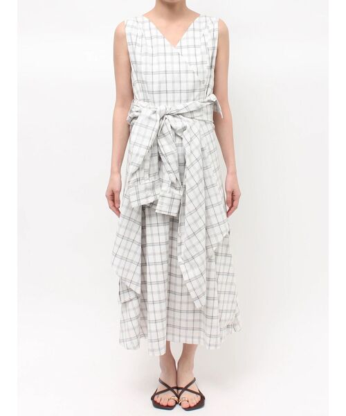 LAGUNAMOON（ラグナムーン）の「ウエストシャツデザインワンピース（ワンピース・レディース・ホワイト/ブラック・SMALL/MEDIUM）」の4枚目の写真