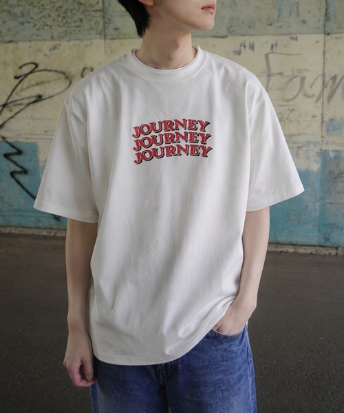 ZIP FIVE(ジップファイブ)の「高密度編み古着風プリント半袖Tシャツ(Tシャツ/カットソー・レディース・イエロー/ホワイト/レッド/ホワイト系/ホワイト系1/ブラック/グレー/チャコールグレー/ネイビー系/ブルー・MEDIUM/LARGE)」の1枚目の写真