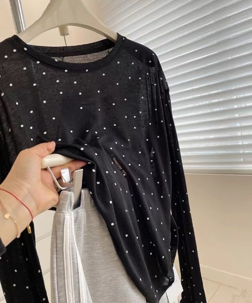 Ritzy(リッツィー)の「ドット柄 ゆったりロングスリーブ T シャツ(Tシャツ/カットソー・レディース・グレー/ホワイト/ブラック・FREE)」の8枚目の写真
