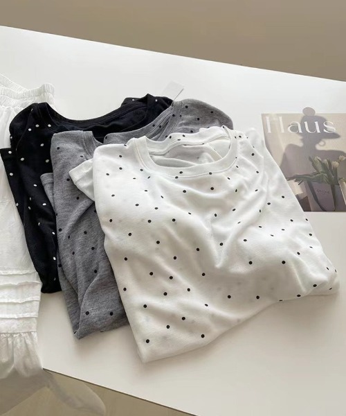 Ritzy(リッツィー)の「ドット柄 ゆったりロングスリーブ T シャツ(Tシャツ/カットソー・レディース・グレー/ホワイト/ブラック・FREE)」の6枚目の写真