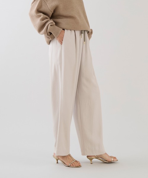 marmors（マルモア）の「【marmors】イージーパンツ（その他パンツ・レディース・アイボリー/グレイッシュベージュ・36）」の4枚目の写真