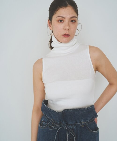 overneath(オーバーニース)の「【OVERNEATH】別注Bodysuit025(タンクトップ・レディース・ホワイト/ベージュ/ブラウン・MEDIUM)」の4枚目の写真